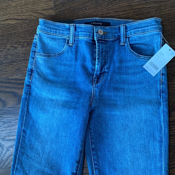 NWT J Brand Alana High Rise Crop Skinny Jeans Delphi Fabric Denim Raw hem, sz 26 - Picture 10 of 16